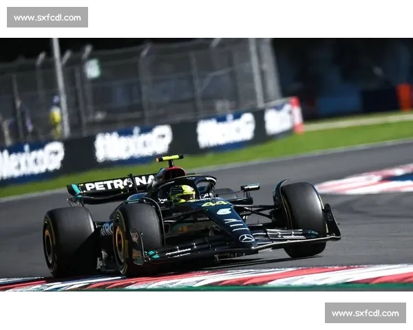 诺里斯 115.586 杆位车载解析:墨西哥城的贴地飞行 诺里斯 115.586 杆位车载解析:墨西哥城的贴地飞行