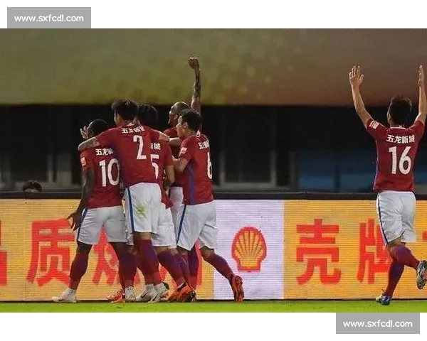 广州恒大迎战河南建业中超焦点之战看点全面解析血拼争胜前景与战术布局